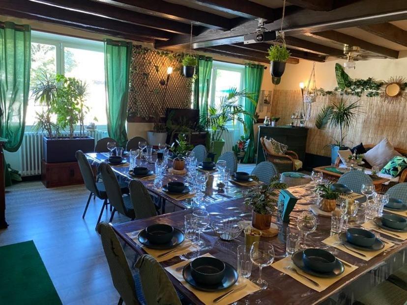 Hotel Restaurant Le Chanel Villieu Zewnętrze zdjęcie