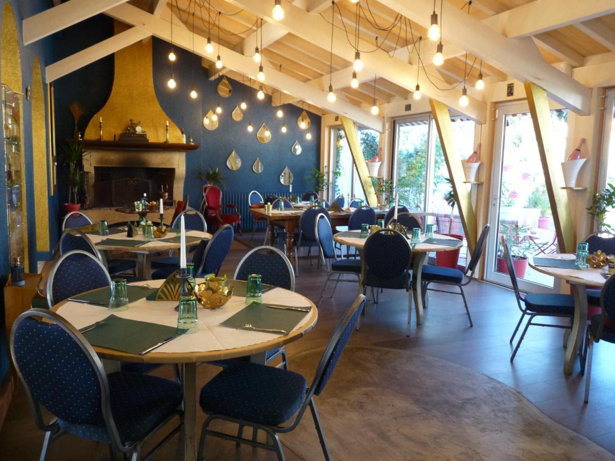 Hotel Restaurant Le Chanel Villieu Zewnętrze zdjęcie
