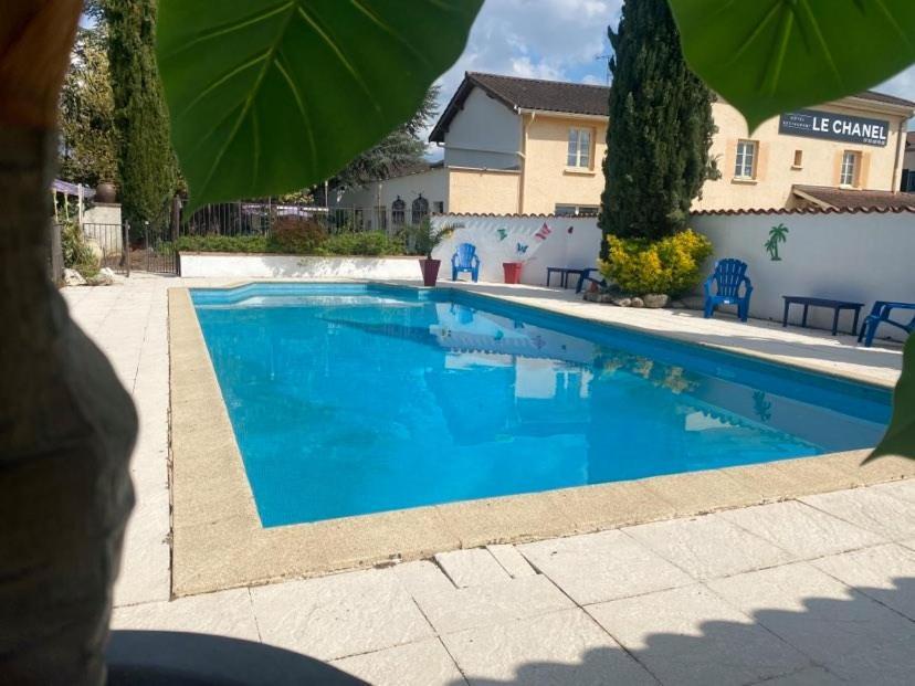 Hotel Restaurant Le Chanel Villieu Zewnętrze zdjęcie