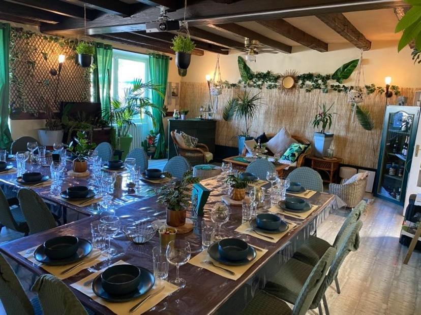 Hotel Restaurant Le Chanel Villieu Zewnętrze zdjęcie
